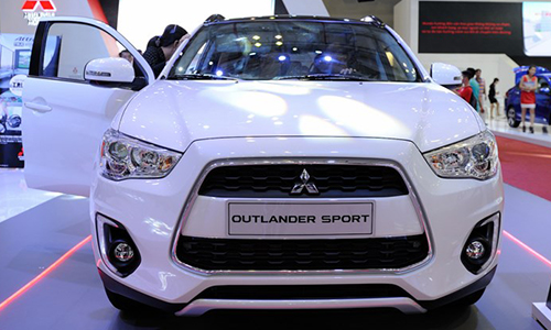 Xe ôtô Mitsubishi Outlander Sport "vua ế" tại Việt Nam